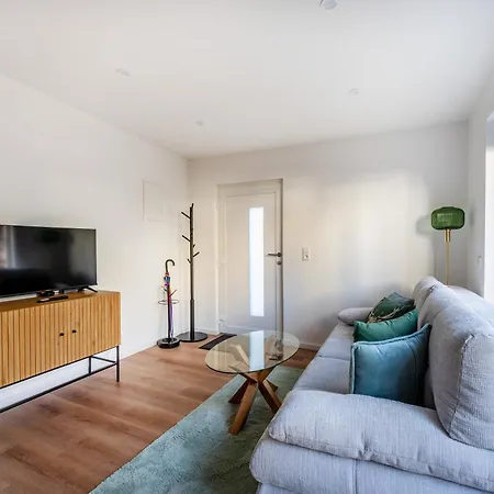 Kathihomes Zentral شقة