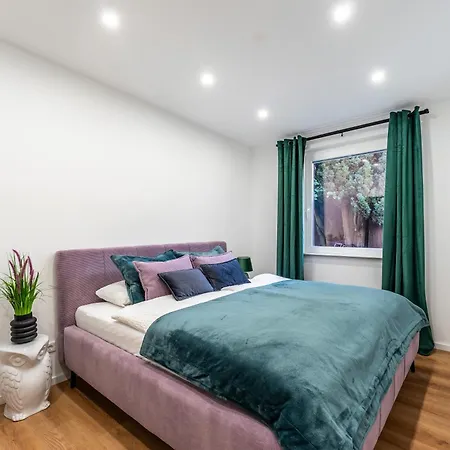 Lägenhet Kathihomes Zentral